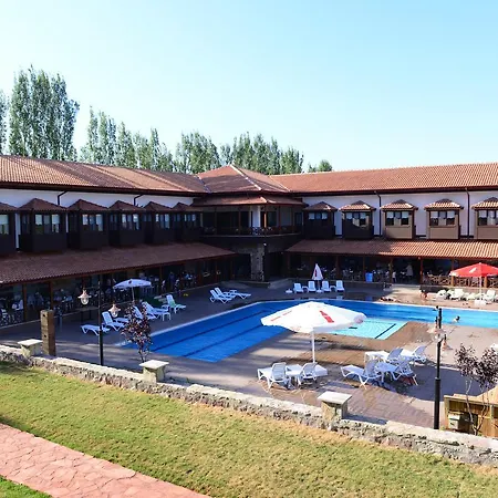 Hotel Golkoy Yasam 3*